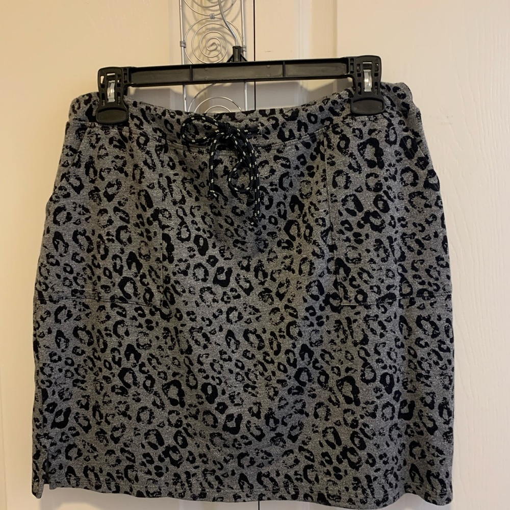 Sundry stretch knit mini skirt leopard print